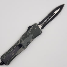 Load image into Gallery viewer, Large Buffalo Urban &amp; Green CAMO OTF knife, 9.5 inches open
